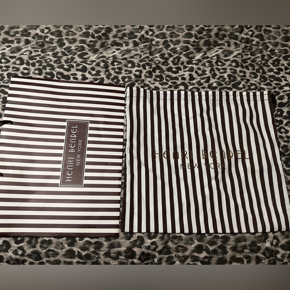 Henri Bendel Shopper & Dust Bag